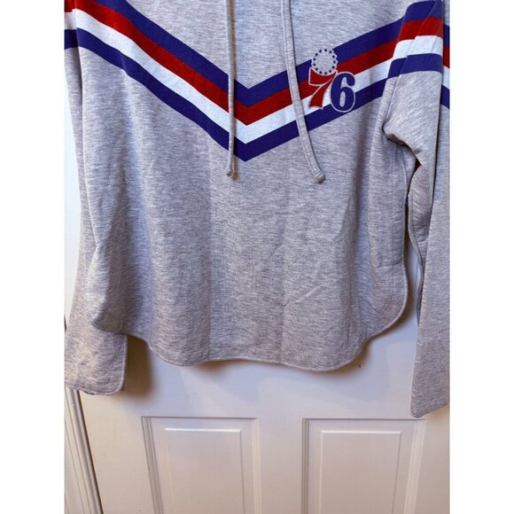 Philadelphia 76ers Basketball LS Scallop Grey Hooded Sweatshirt - Women Size Med - Picture 5 of 11